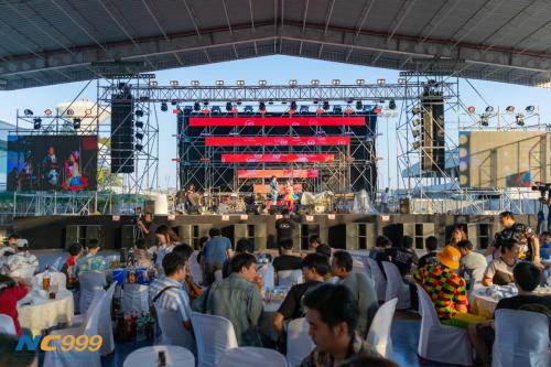 งานกินเลี้ยง@UDTrucks 2023